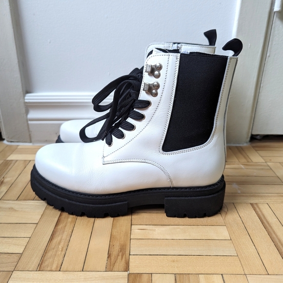 L'INTERVALLE Shoes - L'intervalle White Boots